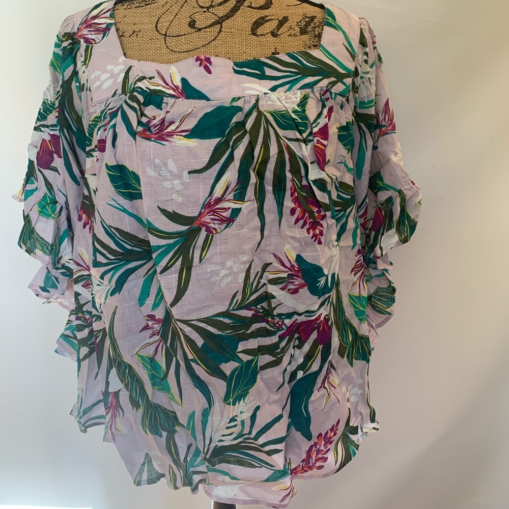 NWT Square Neck Peasant Top Size 4X 28W-30W Floral Design
